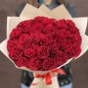25 красных пионовидных роз Хартс